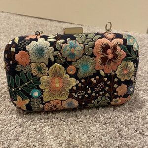 Zara Embroidered clutch